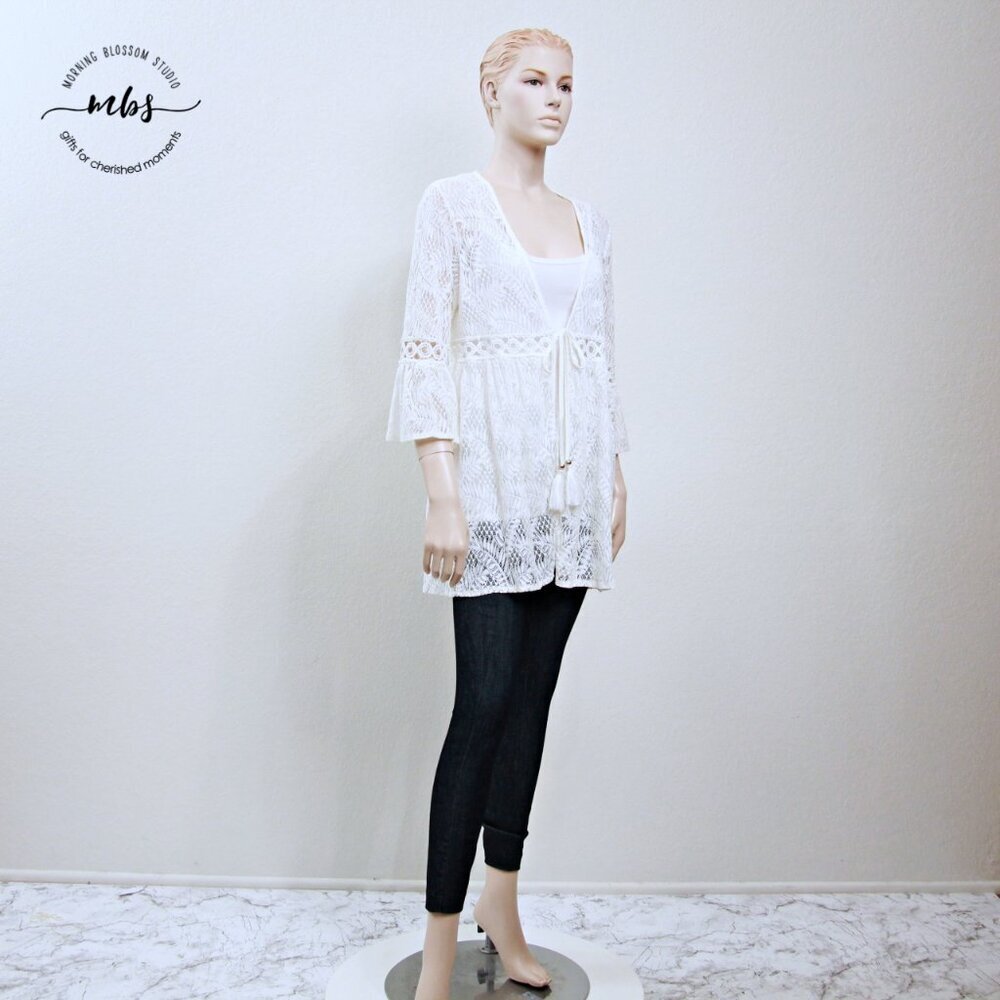 Blue Island Lace Bell Sleeve Tie Front Kimono White Women Size M